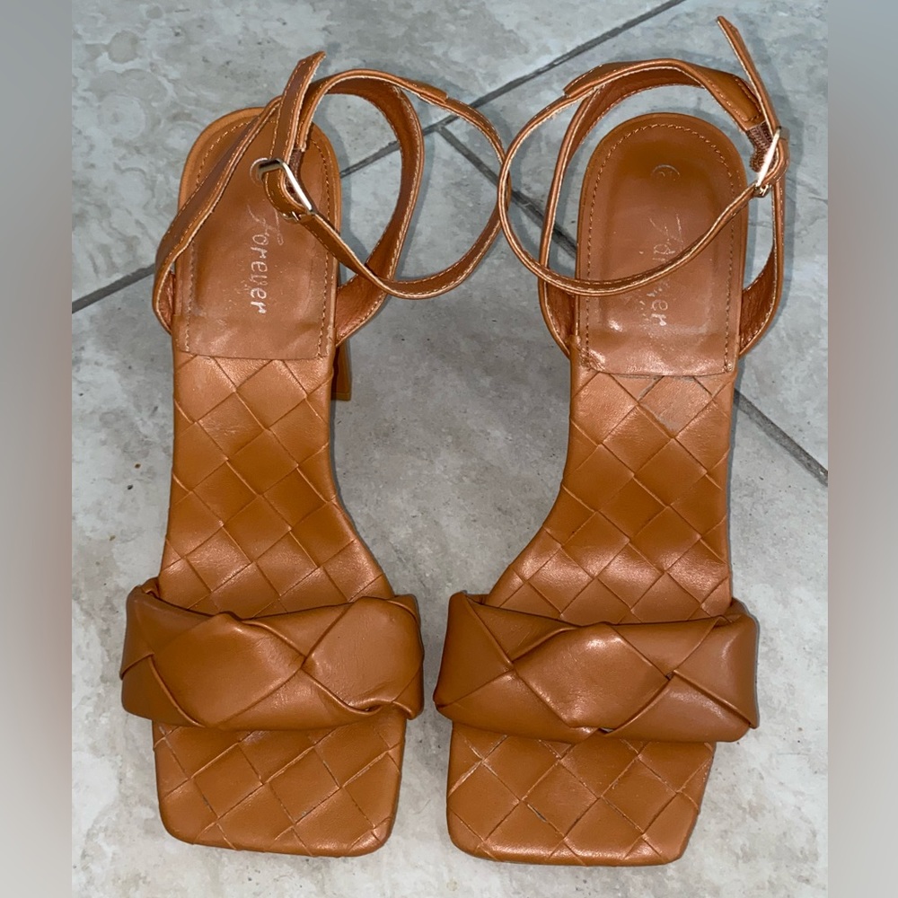 Women’s Square Toe Heels